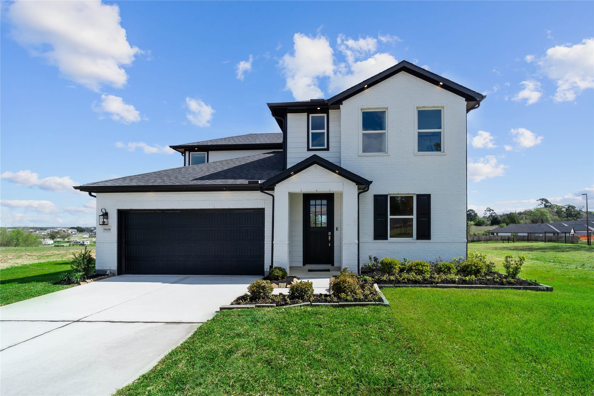 19608 Montgomery Ridge Way, Montgomery, TX 77316 Don't miss the opportunity to make 19608 Montgomery Ridge Way your new home today. Schedule your private tour TODAY!