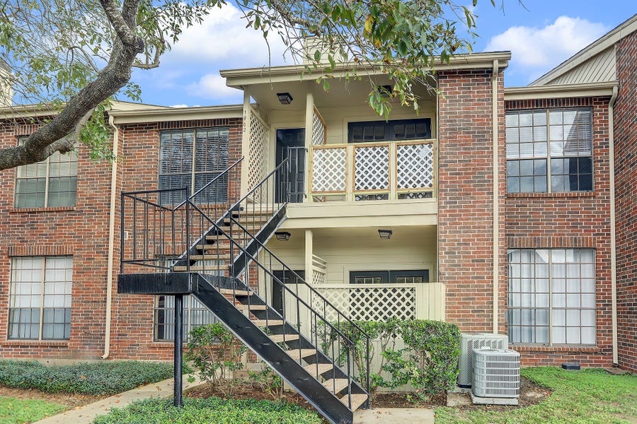 Property photo for 2121 El Paseo Street, #1902, Houston, TX