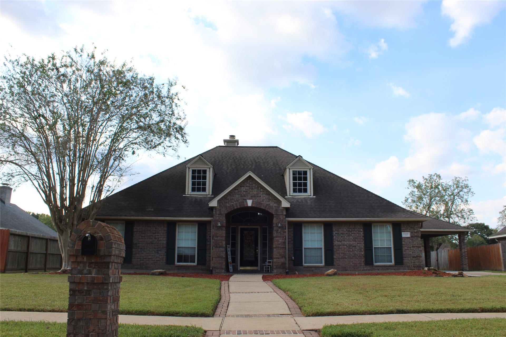 1107 Glenshannon Avenue, Friendswood, TX 77546 1107 Glenshannon Avenue, Friendswood, TX 77546