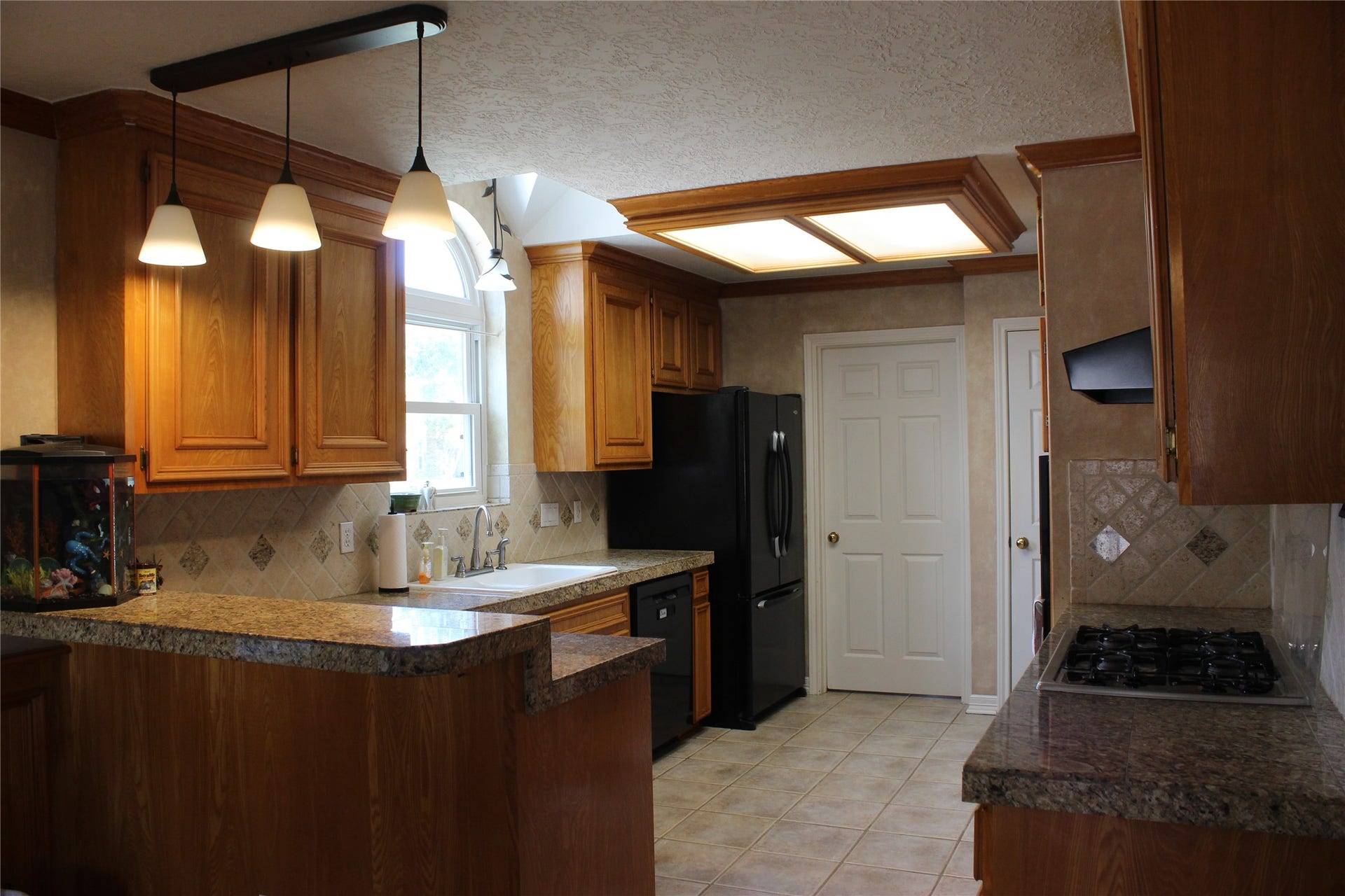 1107 Glenshannon Avenue, Friendswood, TX 77546 Another view of kitchen
