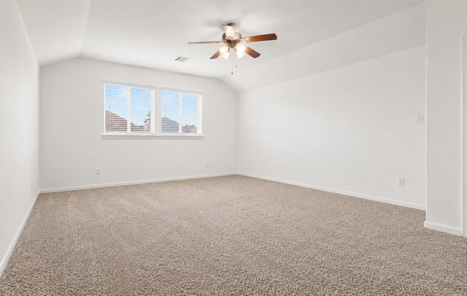 51 PRAIRIE FALCON, The Woodlands, TX 77389 51 PRAIRIE FALCON, The Woodlands, TX 77389