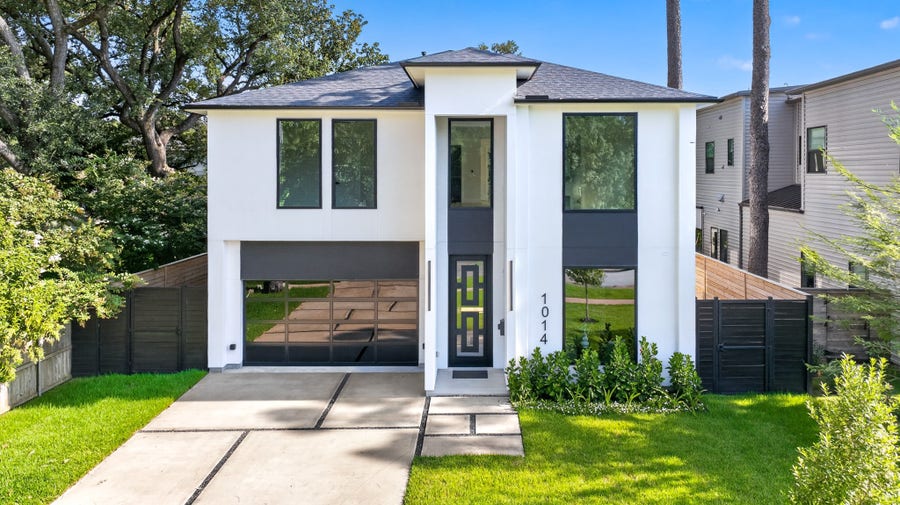 Property photo for 1014 Gardenia Drive, Houston, TX