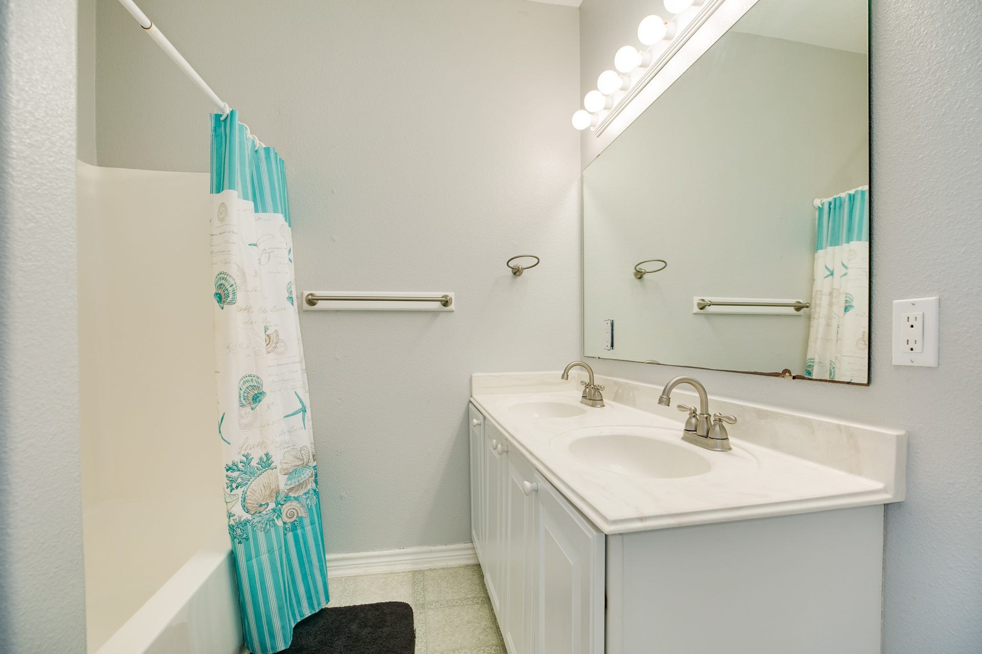 2402 Bluewater Highway, Surfside Beach, TX 77541 2402 Bluewater Highway, Surfside Beach, TX 77541