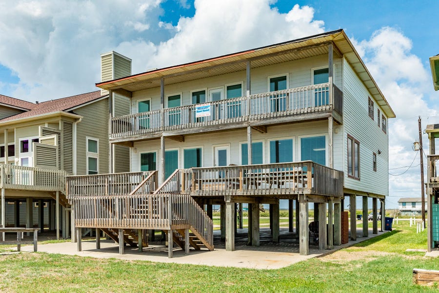 Property photo for 2402 Bluewater Highway, Surfside Beach, TX