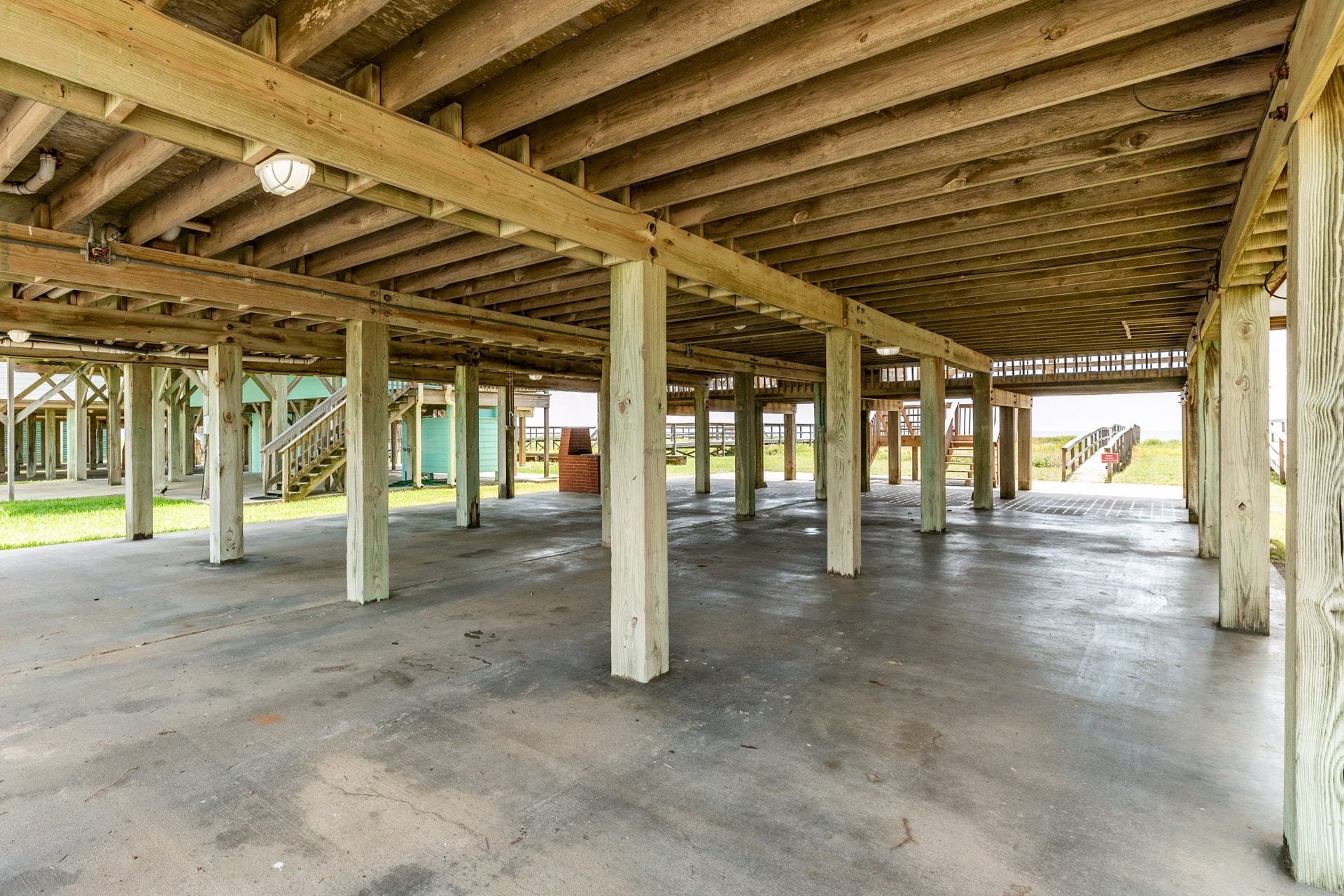 2402 Bluewater Highway, Surfside Beach, TX 77541 2402 Bluewater Highway, Surfside Beach, TX 77541