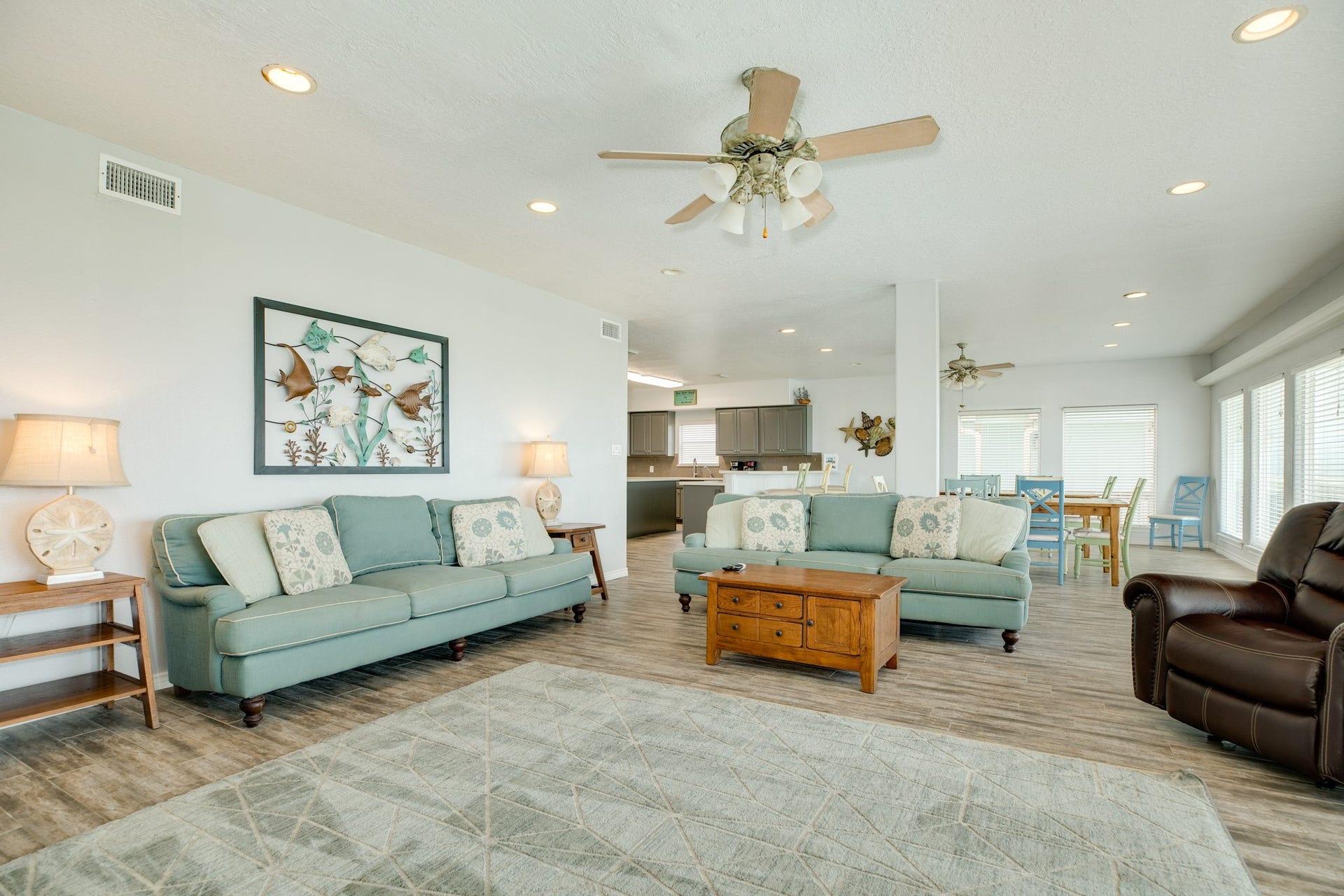 2402 Bluewater Highway, Surfside Beach, TX 77541 2402 Bluewater Highway, Surfside Beach, TX 77541