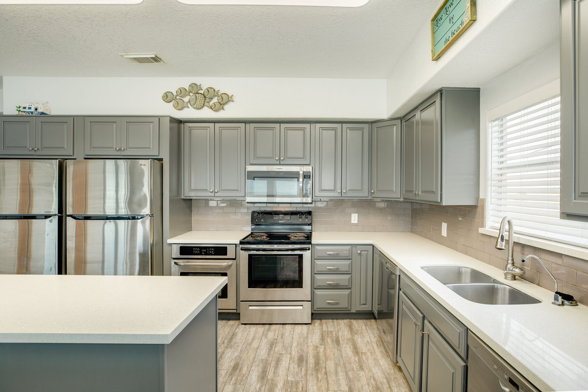 2402 Bluewater Highway, Surfside Beach, TX 77541 2402 Bluewater Highway, Surfside Beach, TX 77541