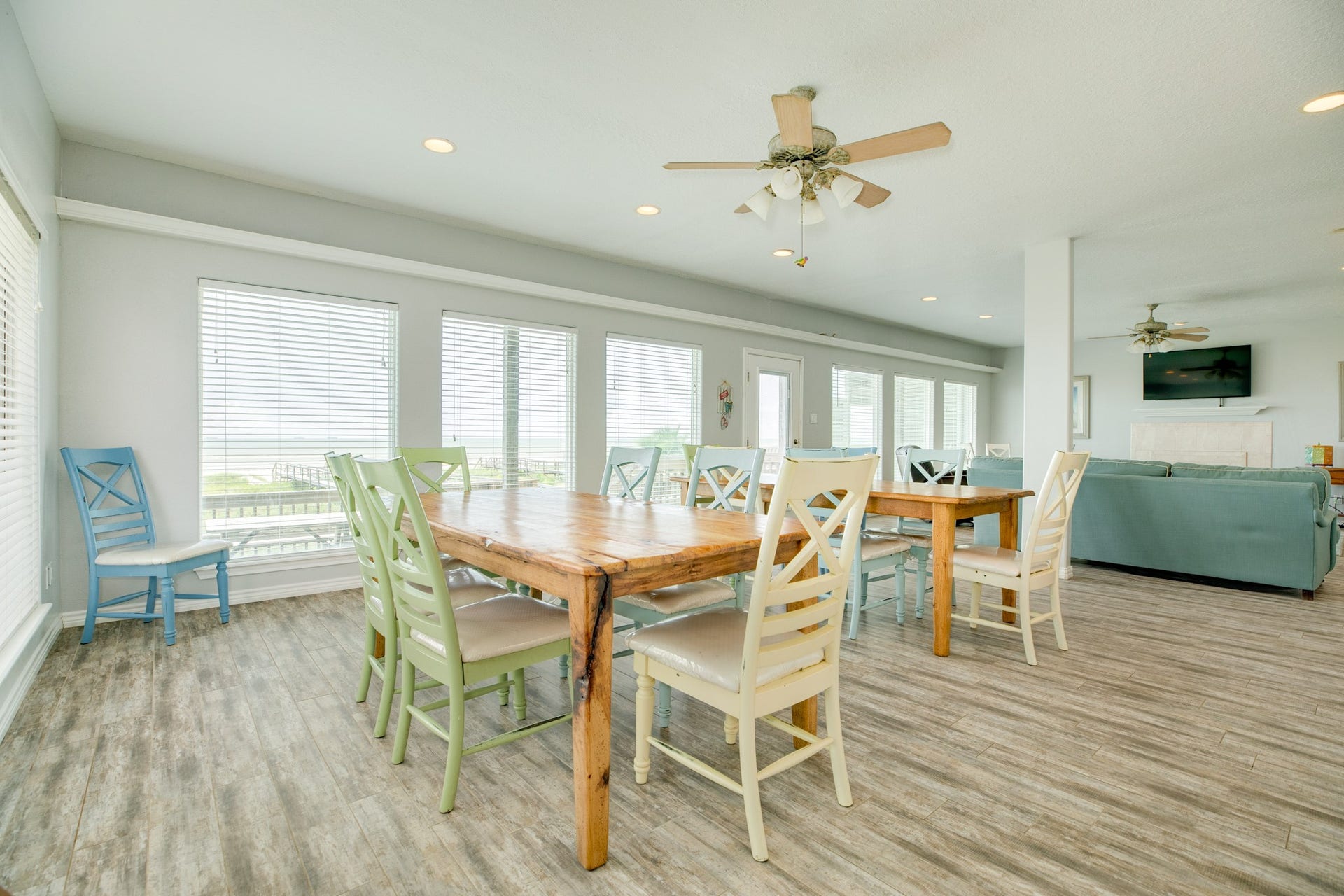 2402 Bluewater Highway, Surfside Beach, TX 77541 2402 Bluewater Highway, Surfside Beach, TX 77541