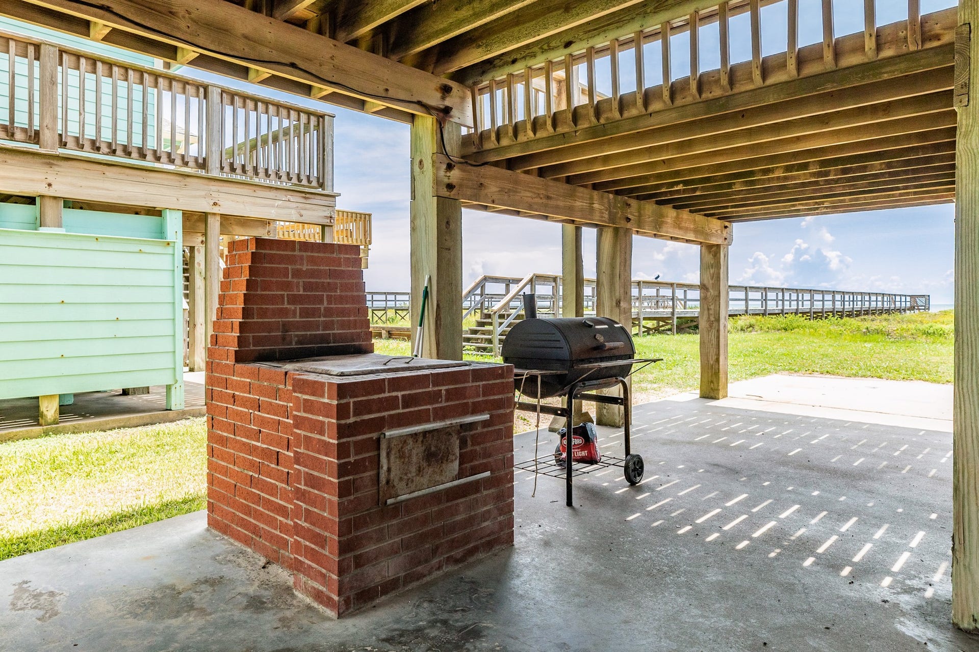 2402 Bluewater Highway, Surfside Beach, TX 77541 2402 Bluewater Highway, Surfside Beach, TX 77541