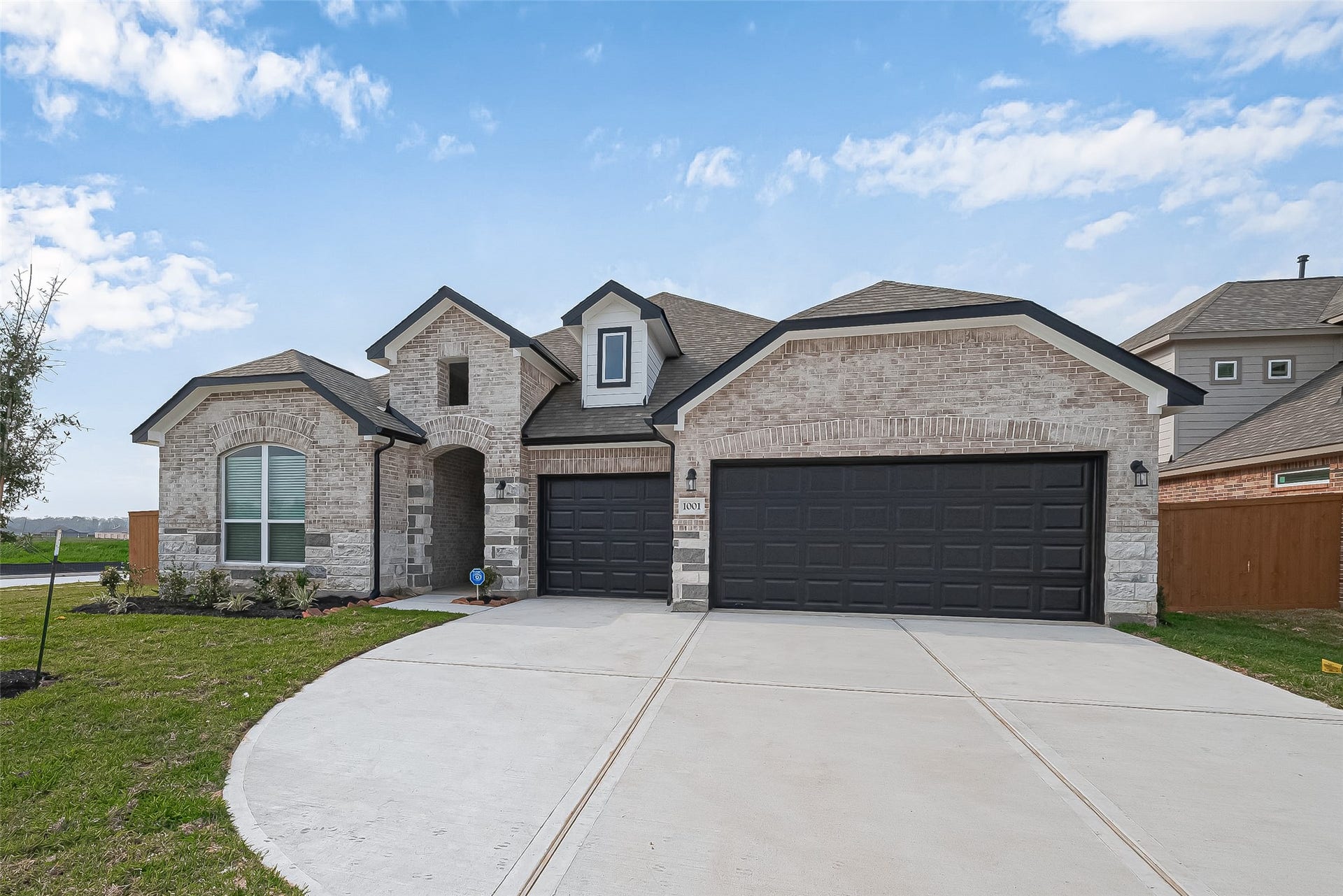 117 Paseo Park Drive, Brookshire, TX 77423