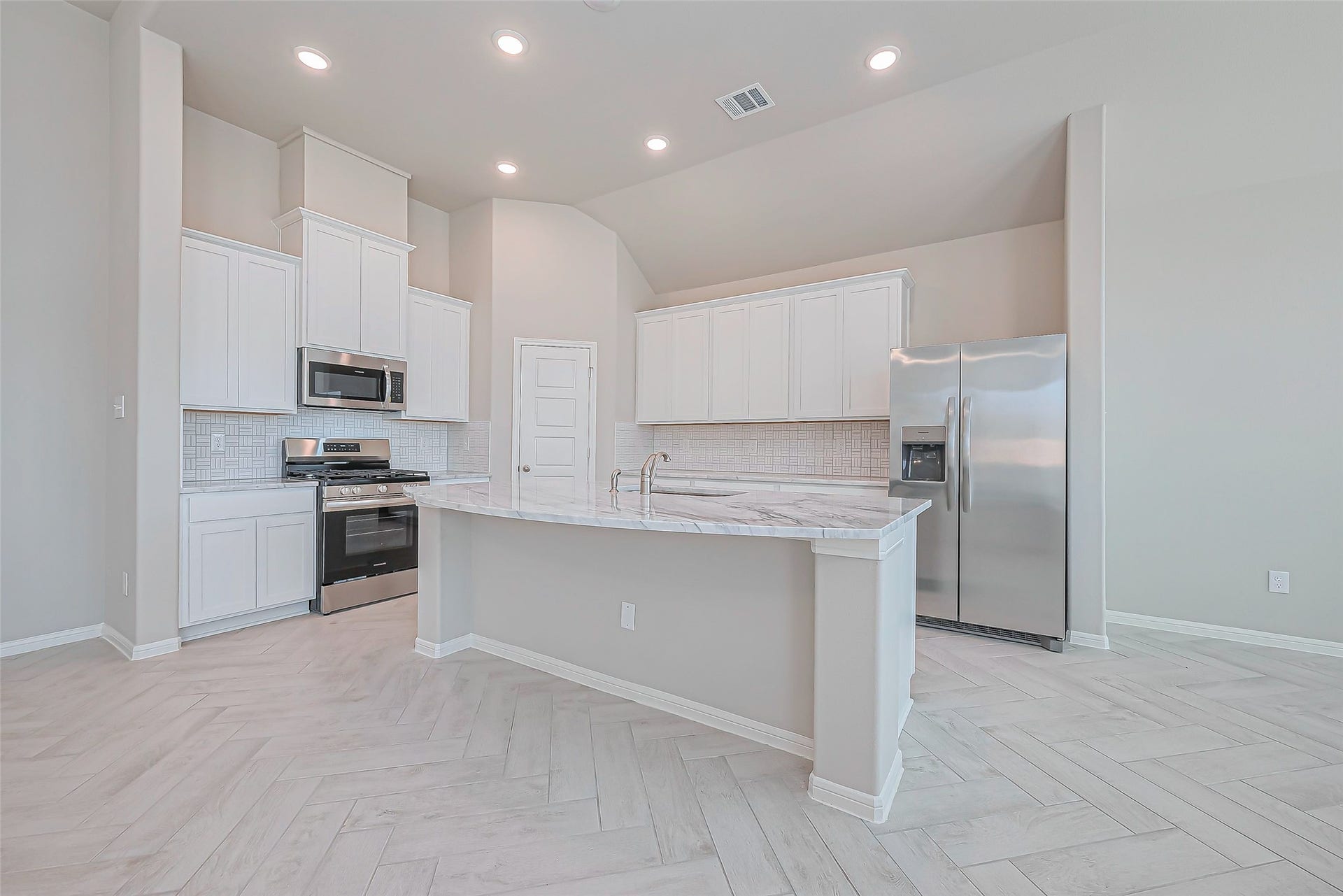 117 Paseo Park Drive, Brookshire, TX 77423