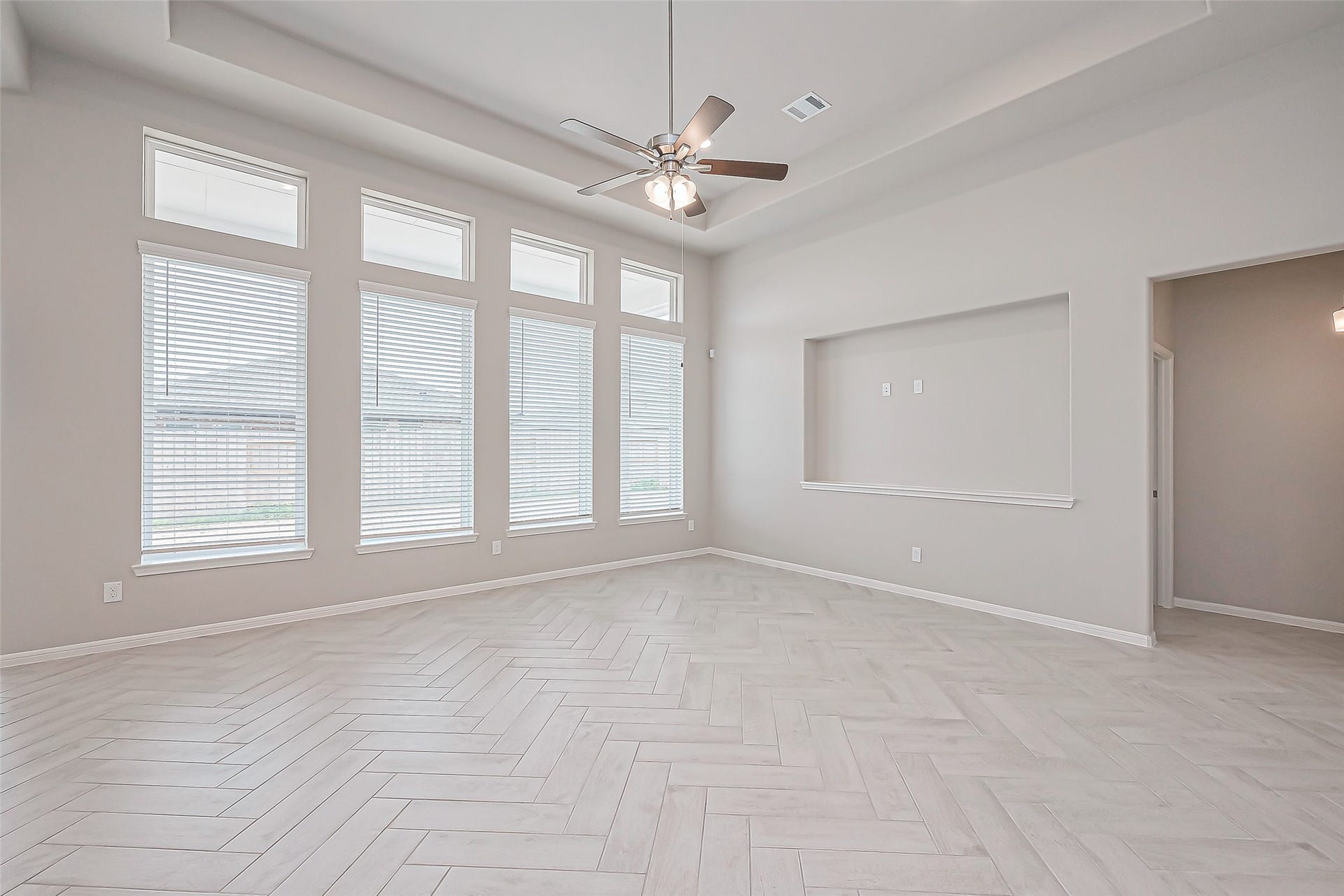 117 Paseo Park Drive, Brookshire, TX 77423