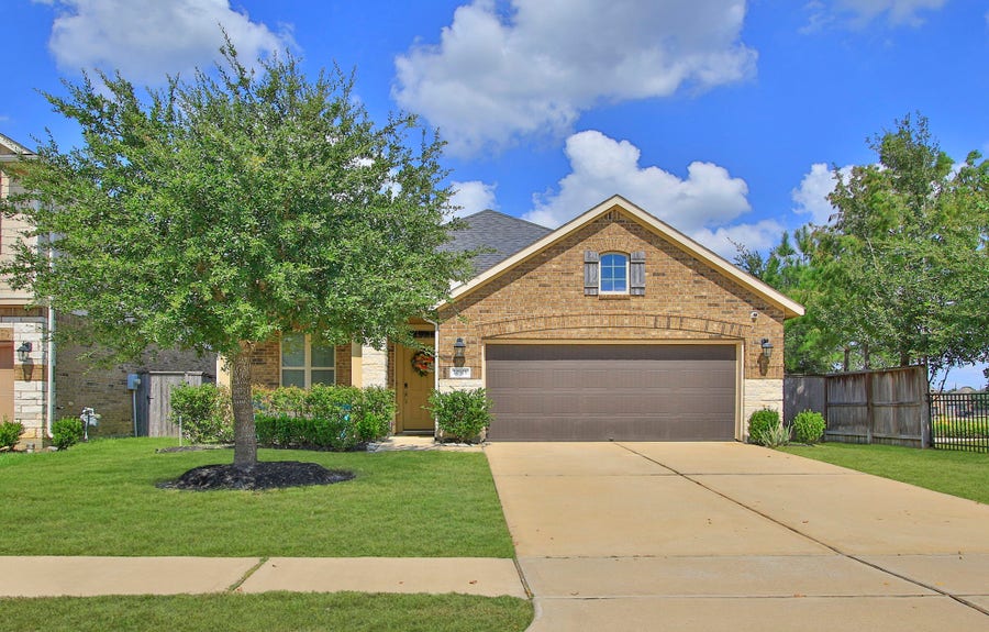 Property photo for 14918 Cutleaf Lane, Cypress, TX