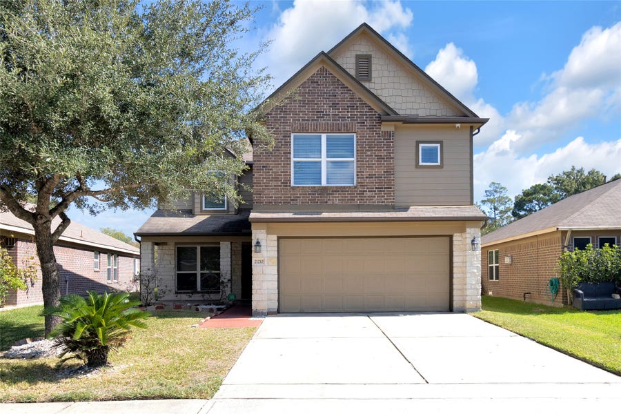 Property photo for 21210 Fox Walk Trail, Humble, TX