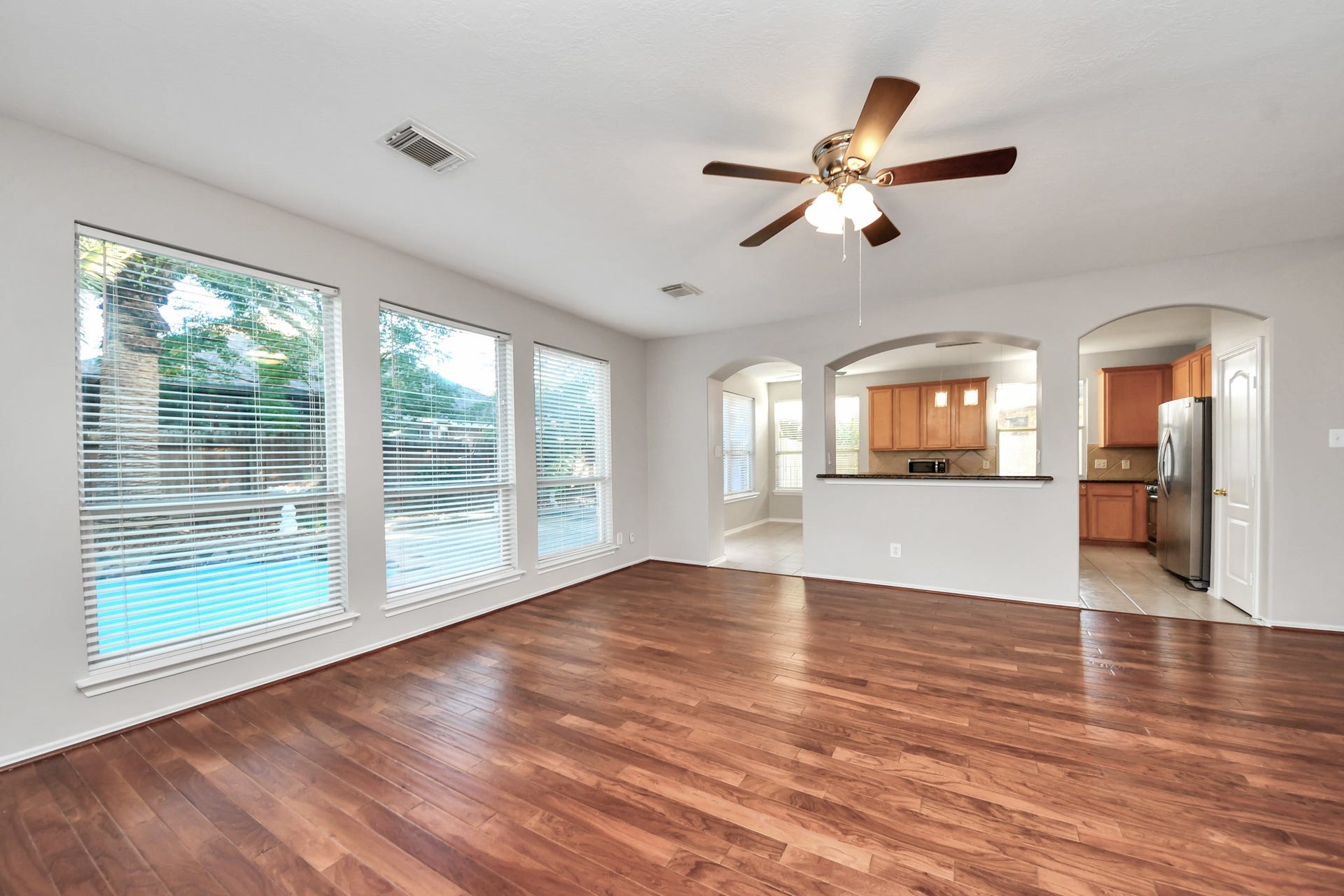 1422 Queens Bay Drive, Katy, TX 77494 1422 Queens Bay Drive, Katy, TX 77494