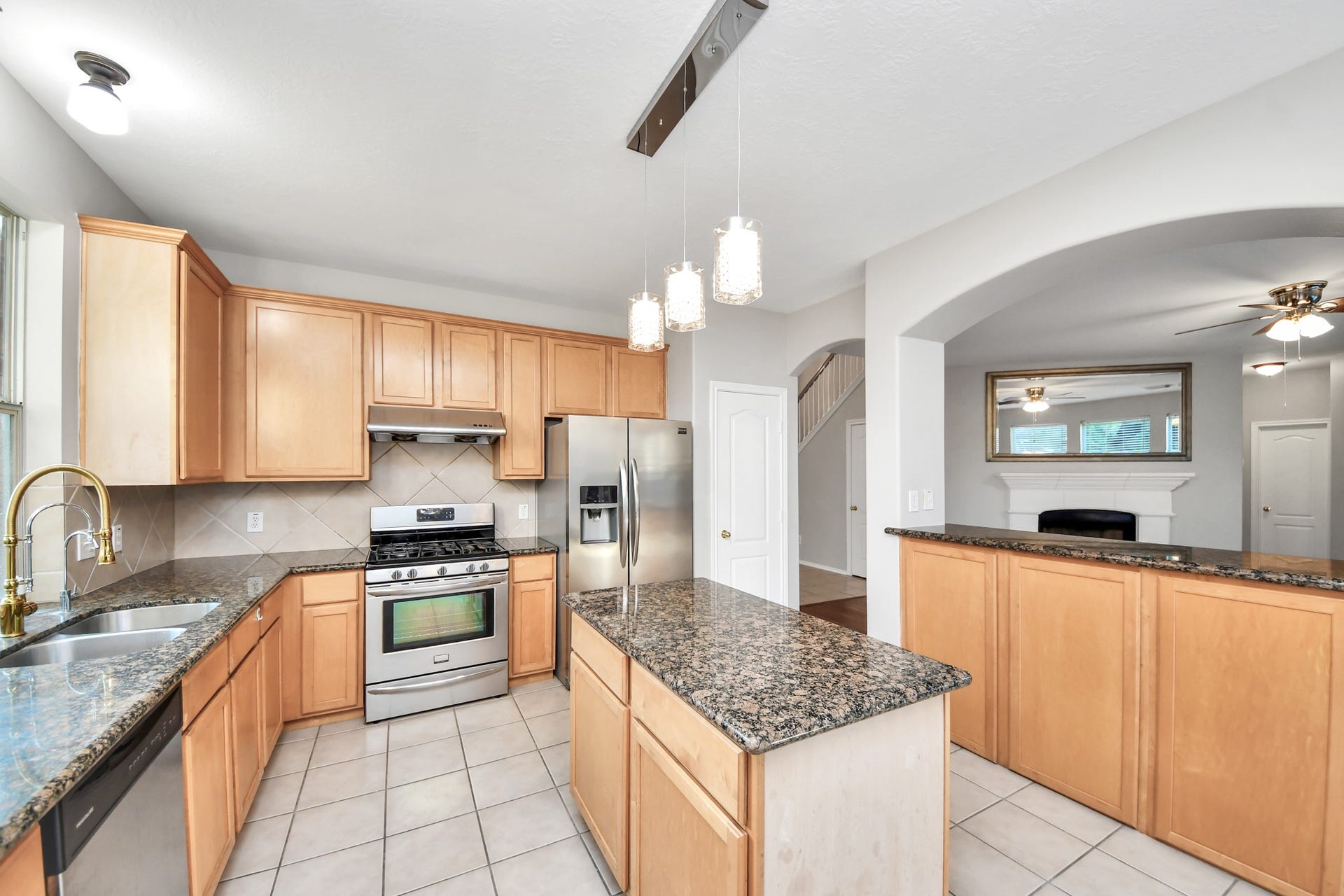 1422 Queens Bay Drive, Katy, TX 77494 1422 Queens Bay Drive, Katy, TX 77494