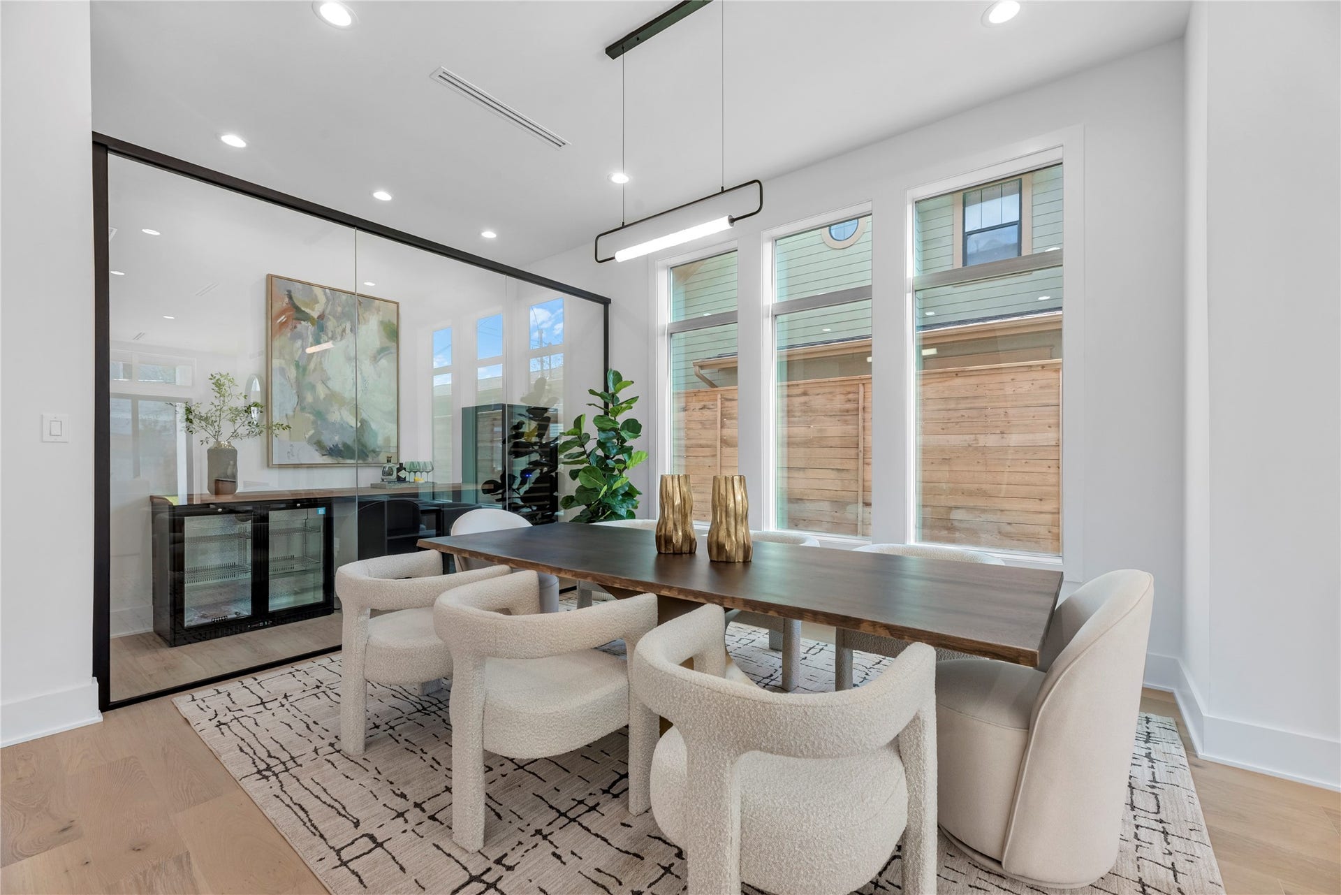 963 W 41st Street, Houston, TX 77018 963 W 41st Street, Houston, TX 77018