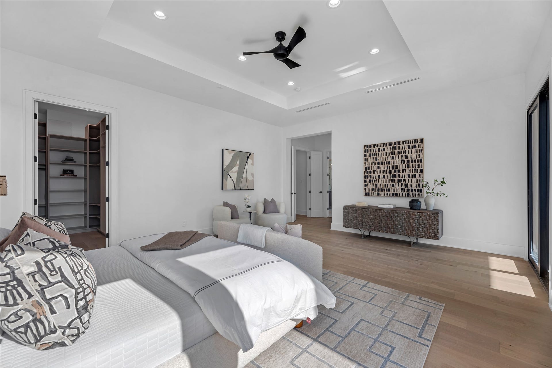 963 W 41st Street, Houston, TX 77018 963 W 41st Street, Houston, TX 77018