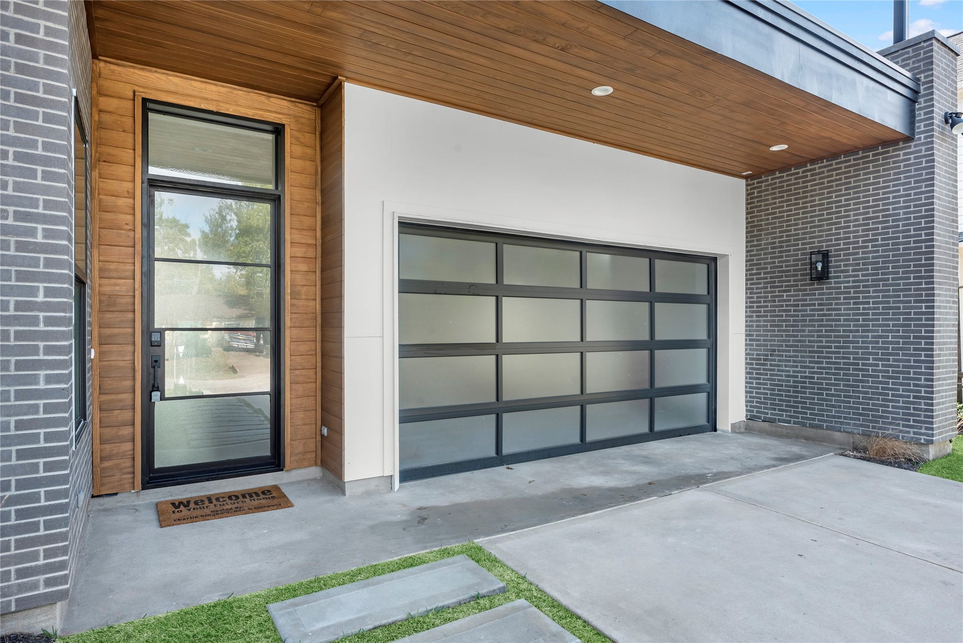 963 W 41st Street, Houston, TX 77018 963 W 41st Street, Houston, TX 77018
