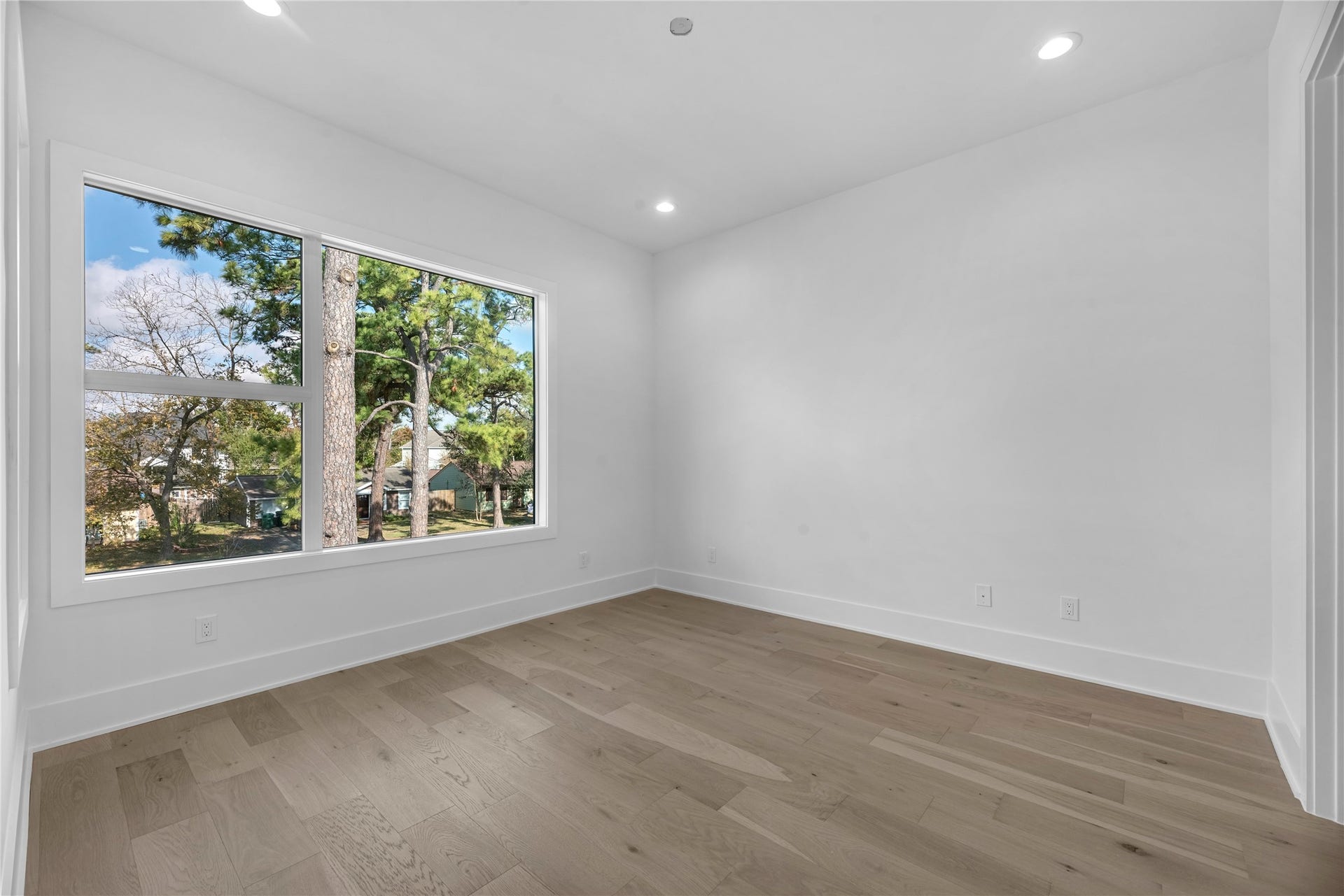 963 W 41st Street, Houston, TX 77018 963 W 41st Street, Houston, TX 77018
