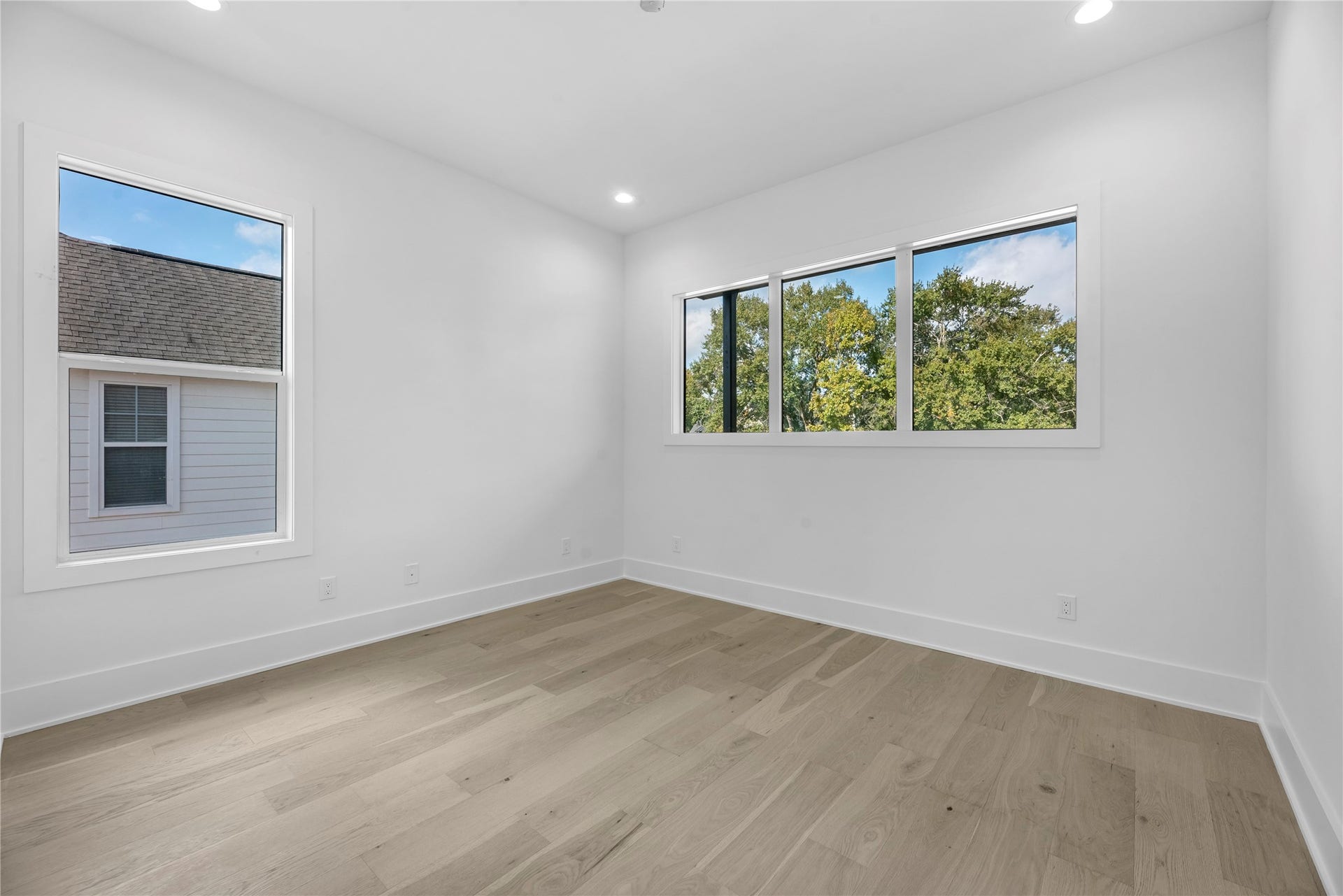 963 W 41st Street, Houston, TX 77018 963 W 41st Street, Houston, TX 77018
