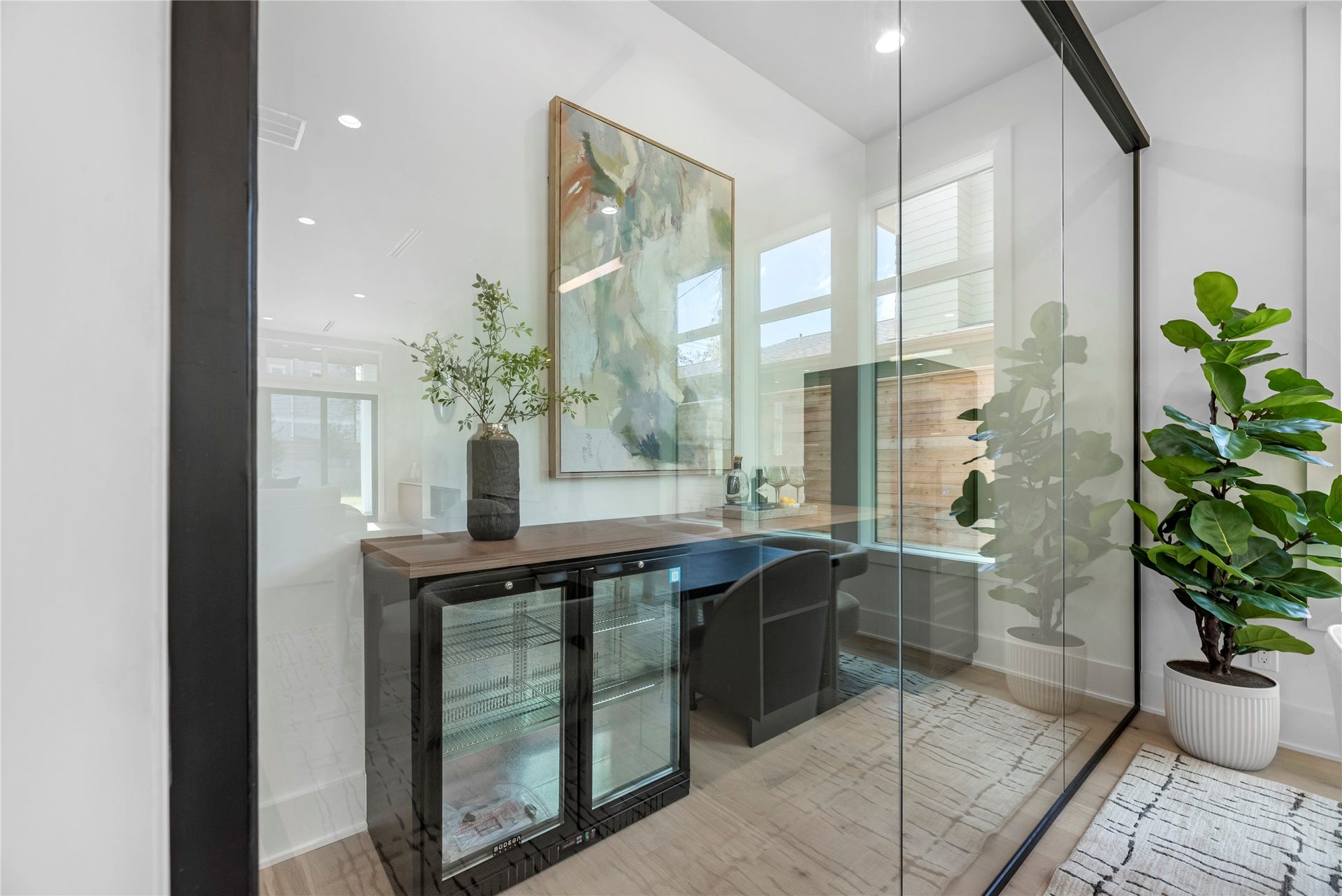 963 W 41st Street, Houston, TX 77018 963 W 41st Street, Houston, TX 77018