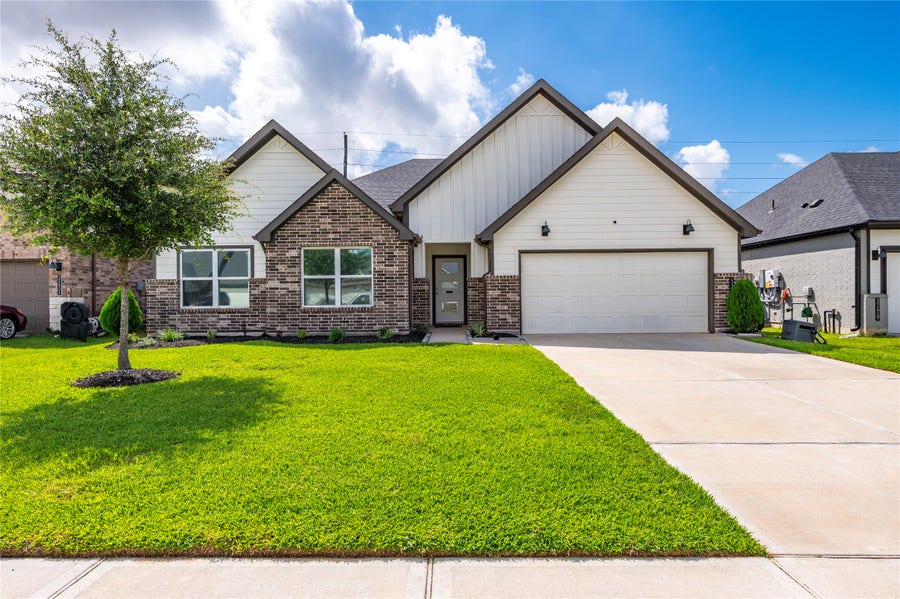Property photo for 31415 Hadrians Run Road, Fulshear, TX