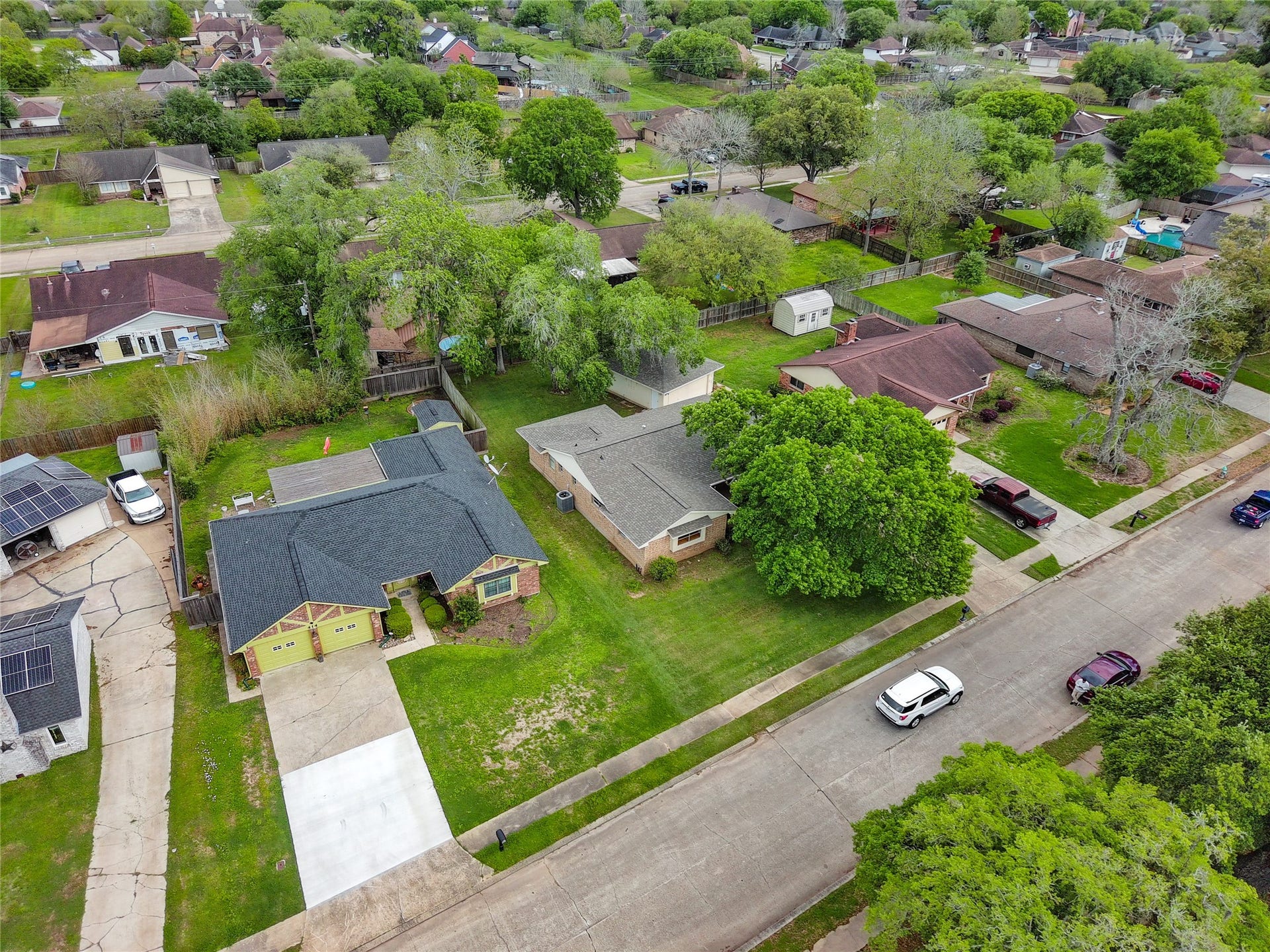 412 Daffodil Street, Lake Jackson, TX 77566 412 Daffodil Street, Lake Jackson, TX 77566