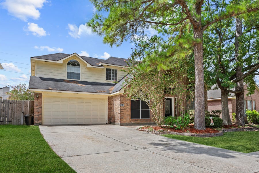 Property photo for 19119 Timber Trace Drive, Humble, TX