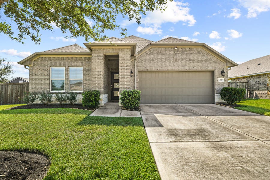 Property photo for 1778 Allison Place, Pearland, TX