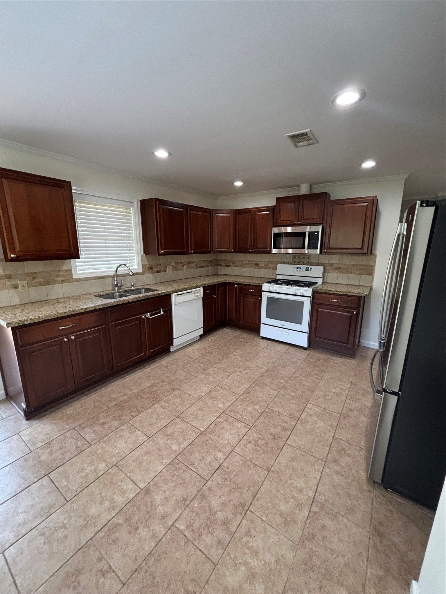 10306 Oboe Drive, Houston, TX 77025 10306 Oboe Drive, Houston, TX 77025