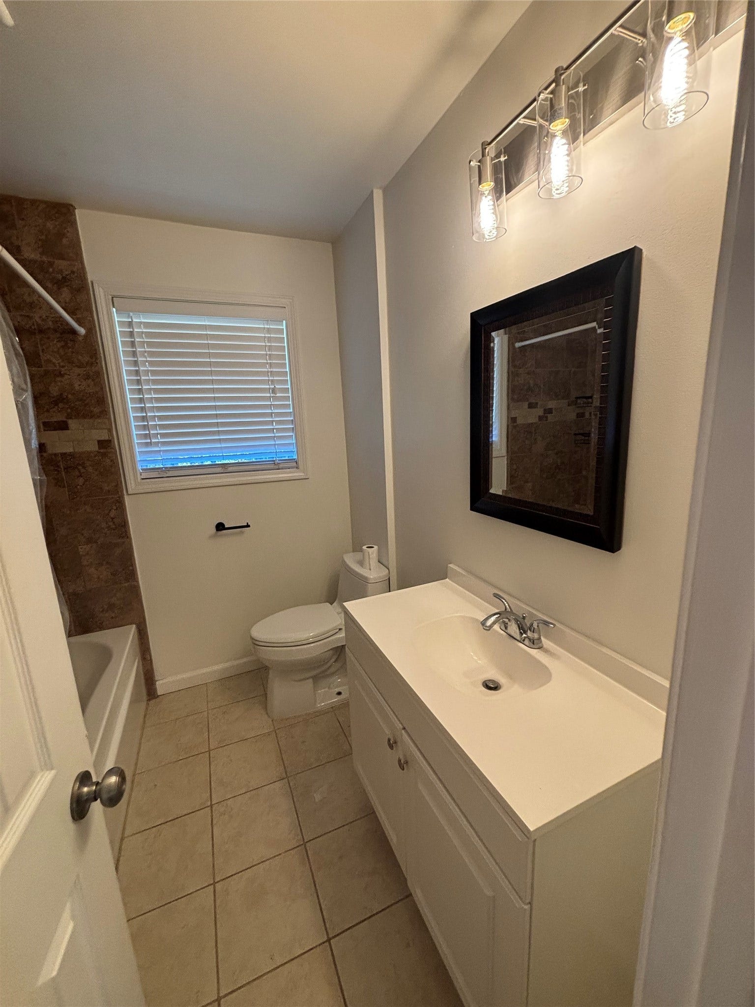 10306 Oboe Drive, Houston, TX 77025 10306 Oboe Drive, Houston, TX 77025