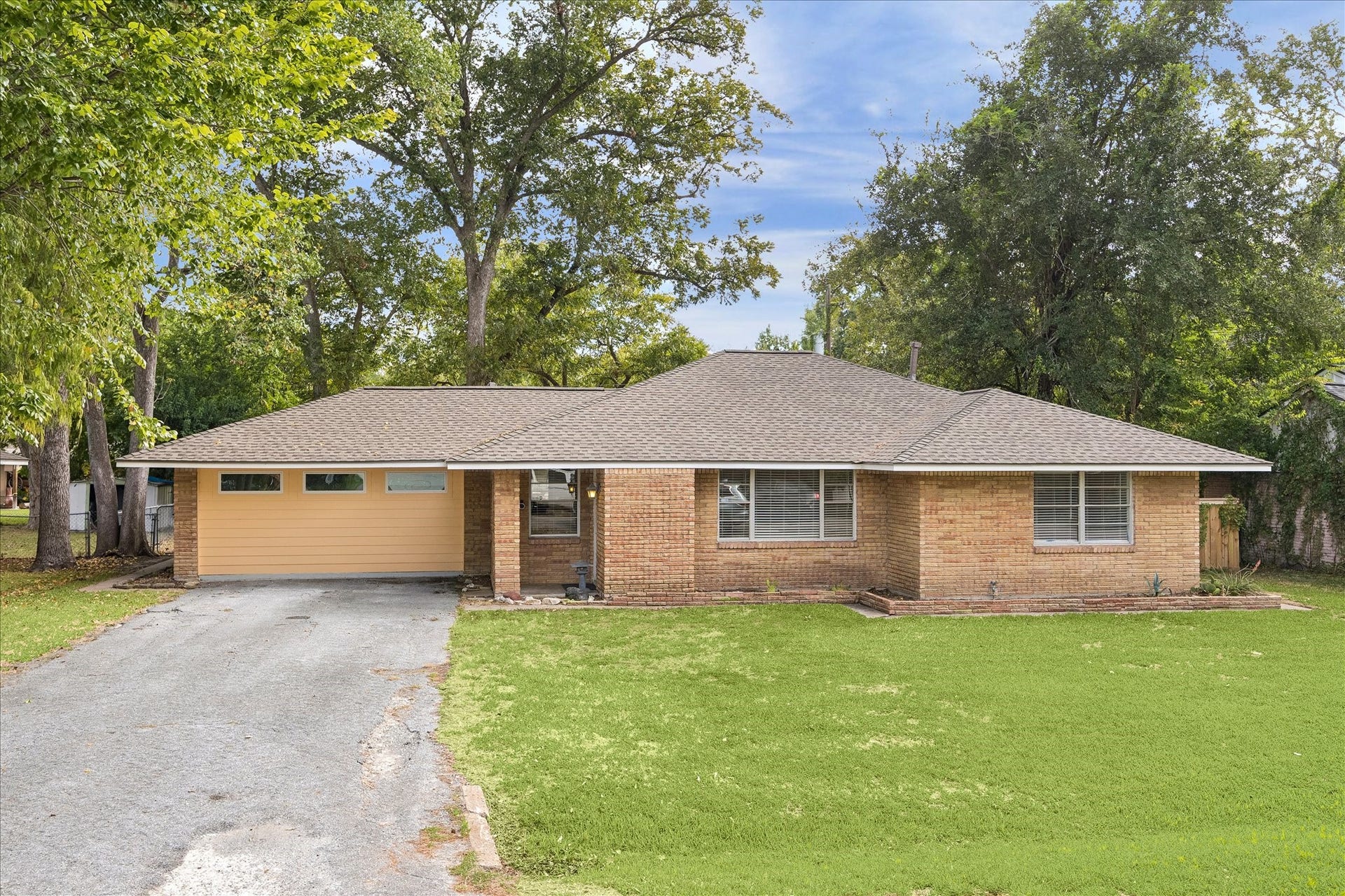 3402 Cameo Drive Drive, Houston, TX 77080