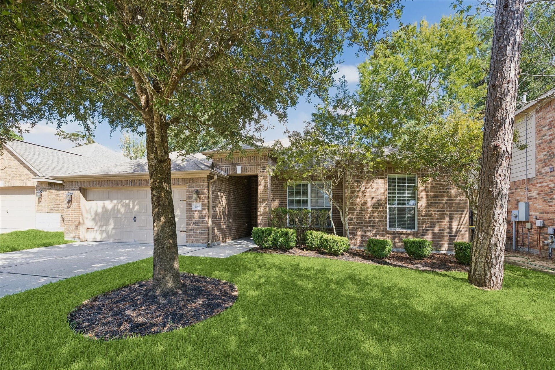 2005 Clatt Way, Conroe, TX 77301 2005 Clatt Way, Conroe, TX 77301