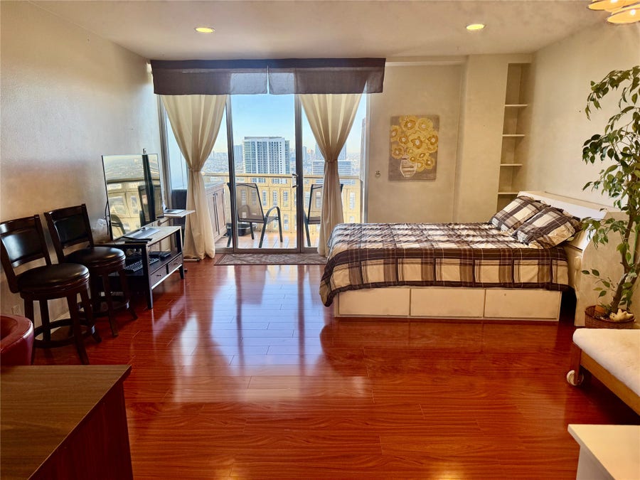 Property photo for 2016 Main Street, #2510, Houston, TX