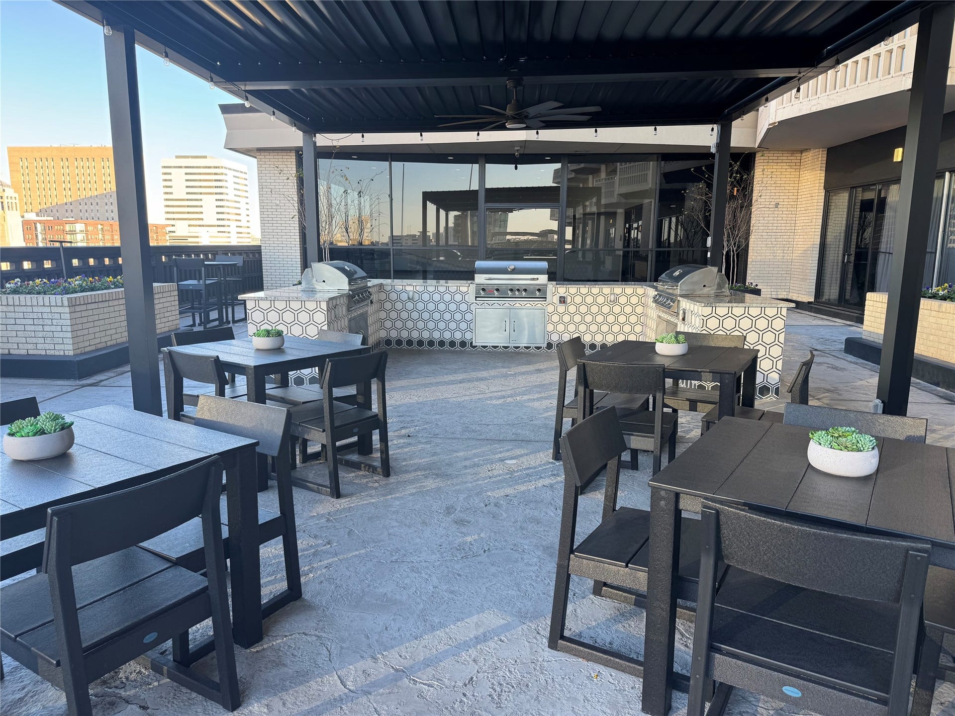 2016 Main Street, #2510, Houston, TX 77002