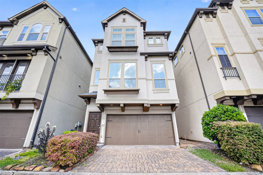 Property photo for 2707 Shadybrook Meadow Drive, Houston, TX