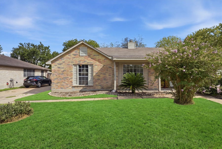 Property photo for 19414 Lazy Valley Drive, Katy, TX