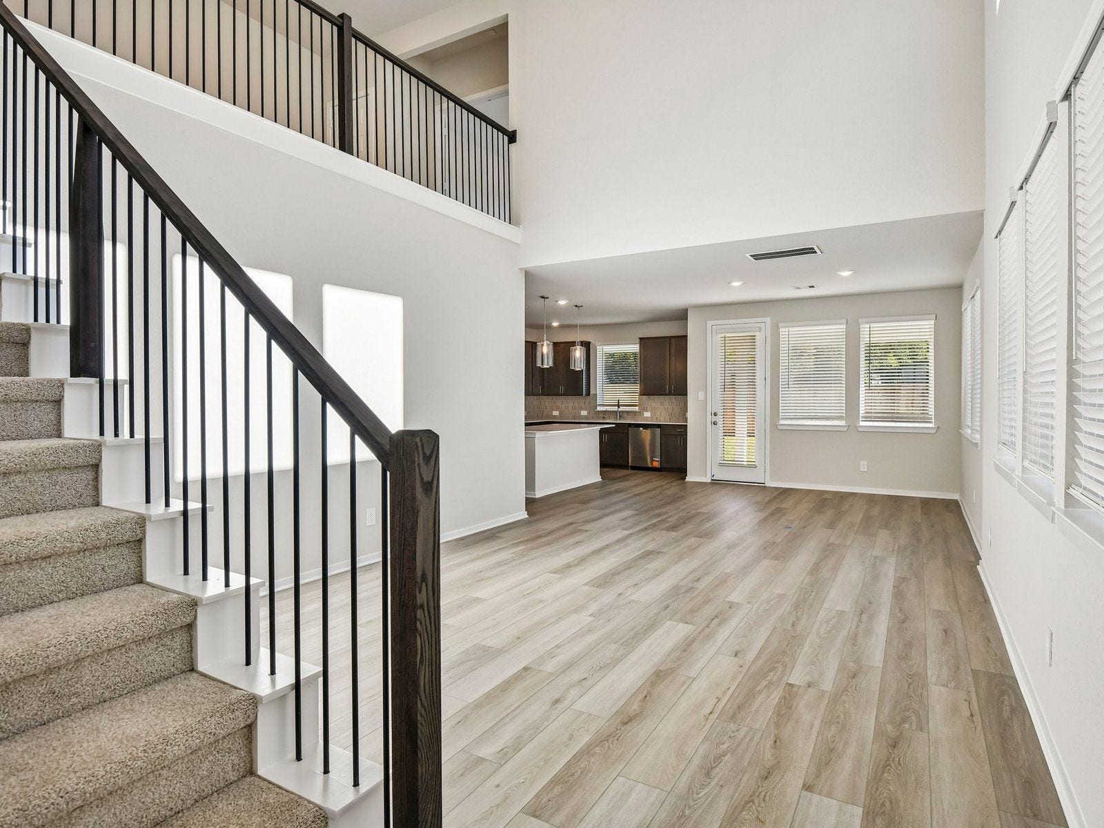 9143 Banpo Heights Drive, Cypress, TX 77433 Photo is not of the actual home, but is an inspirational photo of builder's model home and nay depict options, furnishings, and/or decorator features that are not inlcluded.