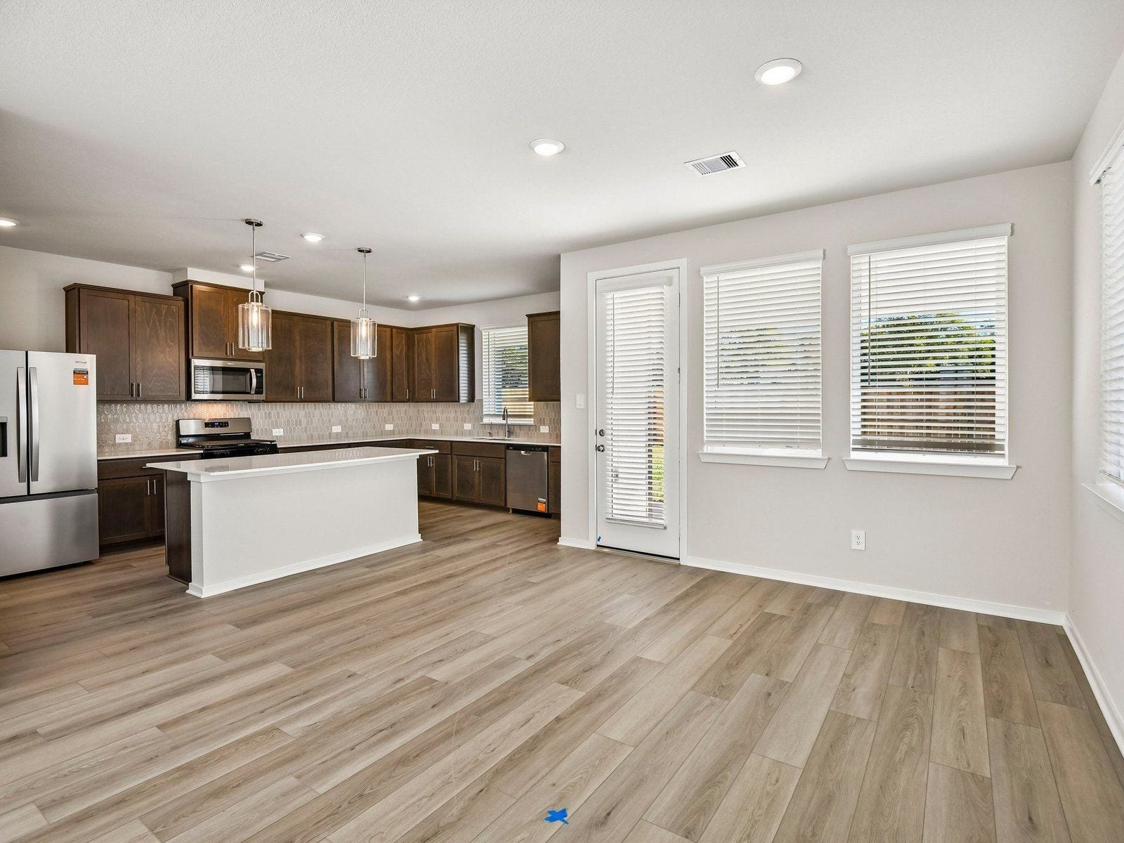 9143 Banpo Heights Drive, Cypress, TX 77433 Photo is not of the actual home, but is an inspirational photo of builder's model home and nay depict options, furnishings, and/or decorator features that are not inlcluded.