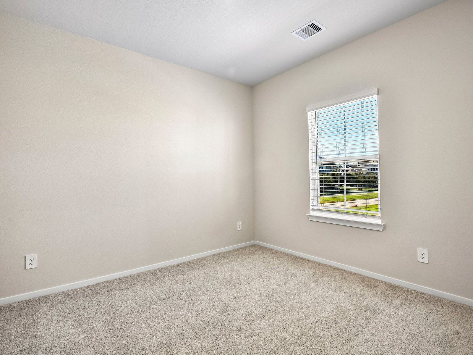 9143 Banpo Heights Drive, Cypress, TX 77433 Photo is not of the actual home, but is an inspirational photo of builder's model home and nay depict options, furnishings, and/or decorator features that are not inlcluded.