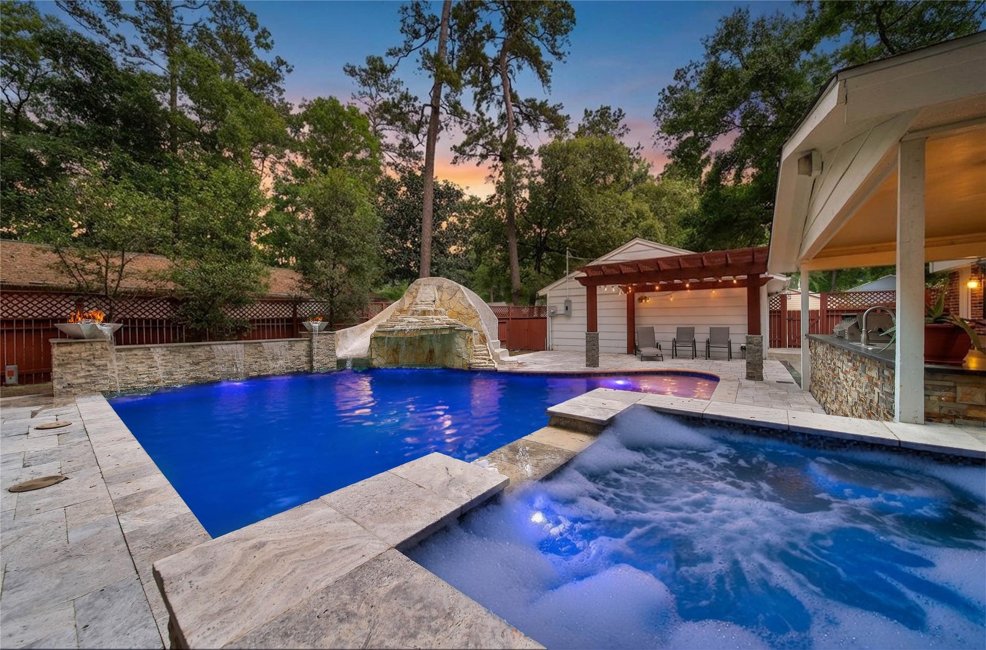 180 Maple Branch Street, The Woodlands, TX 77380 180 Maple Branch Street, The Woodlands, TX 77380