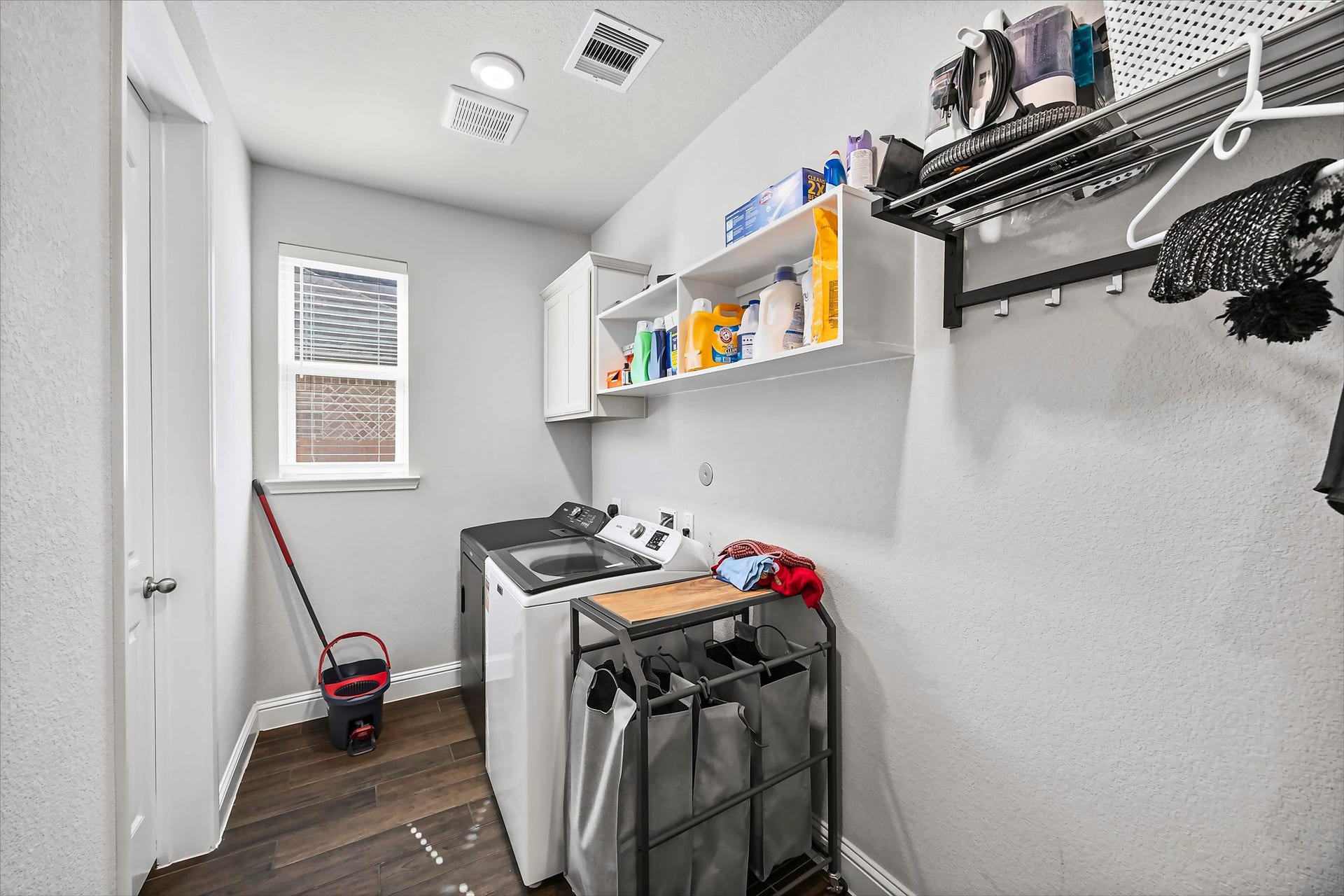 20114 Desert Foal Drive, Tomball, TX 77377 Laundry room