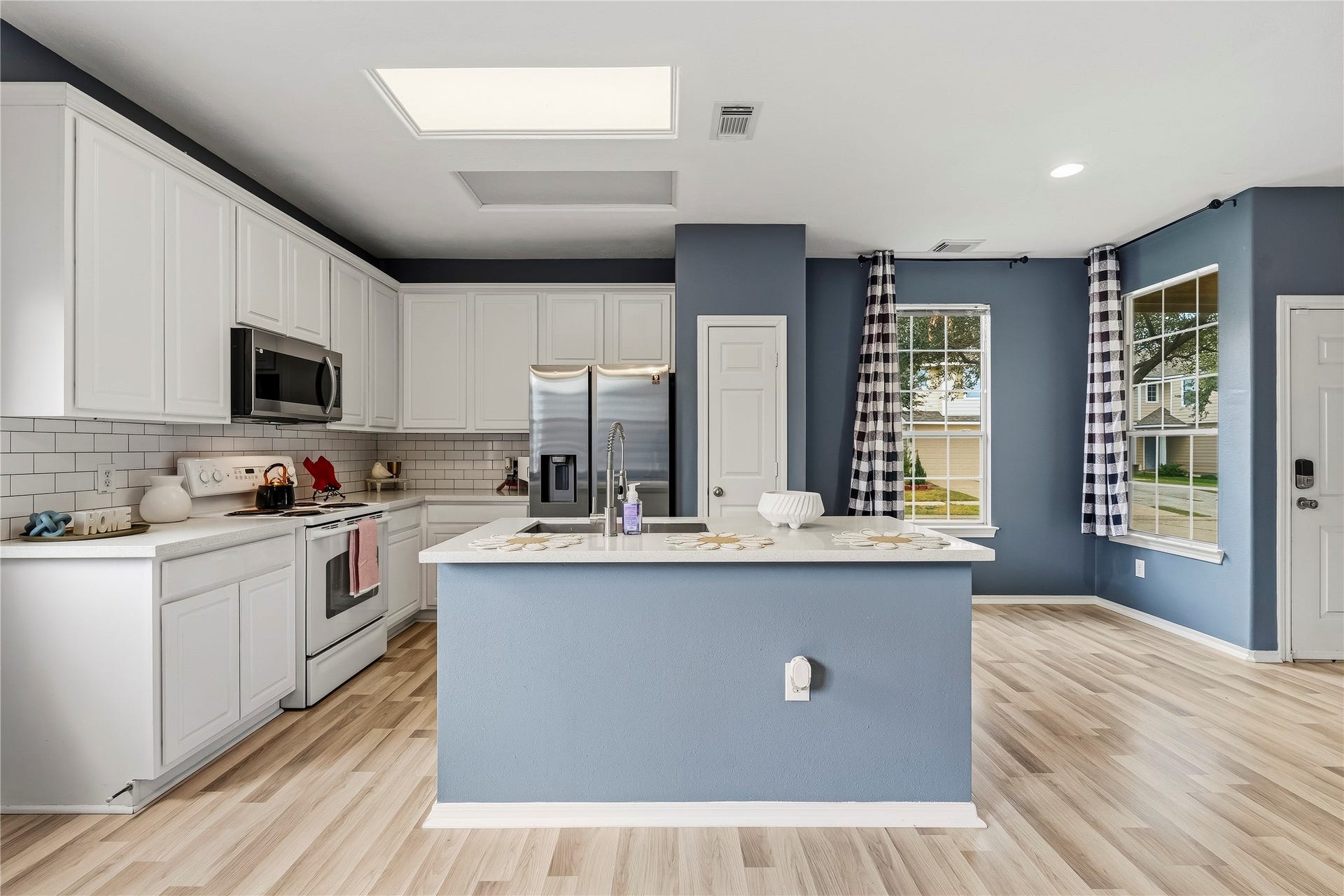 2602 Mill Creek Drive, Pasadena, TX 77503 2602 Mill Creek Drive, Pasadena, TX 77503