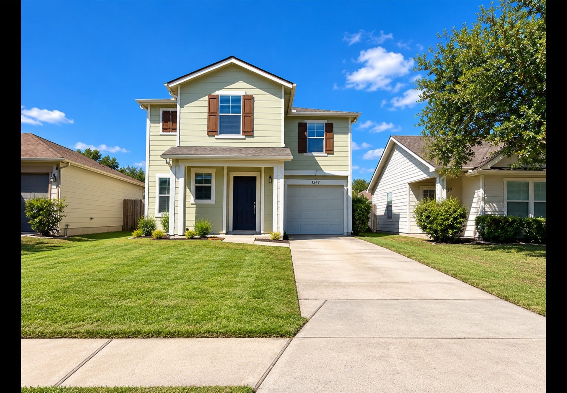 8231 Wooded Terrace Lane, Humble, TX 77338 Nice size front lawn too...