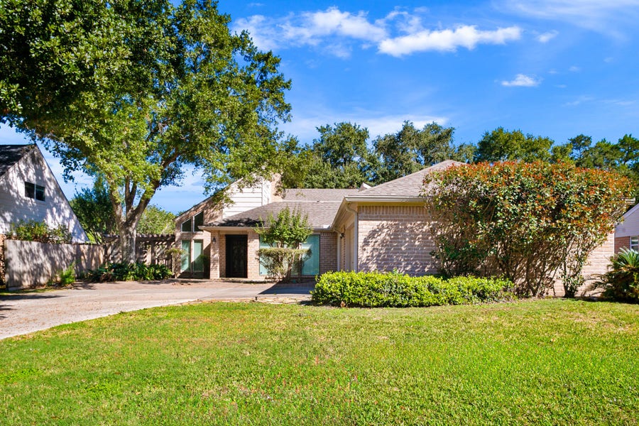 Property photo for 1615 Park Haven Drive, Houston, TX