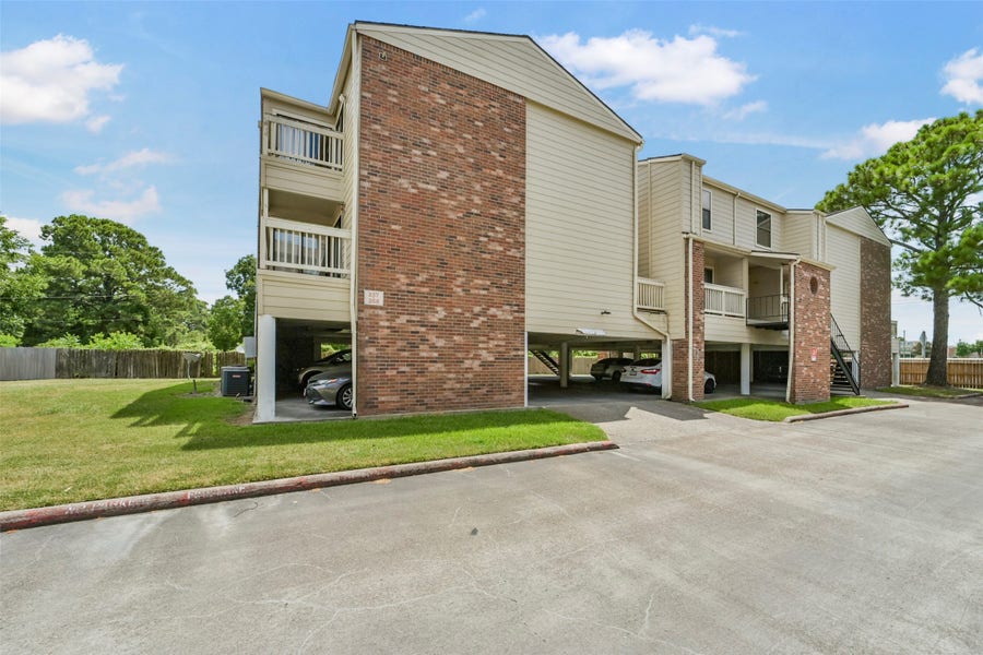 Property photo for 2501 Gulf Freeway, #258C, Dickinson, TX