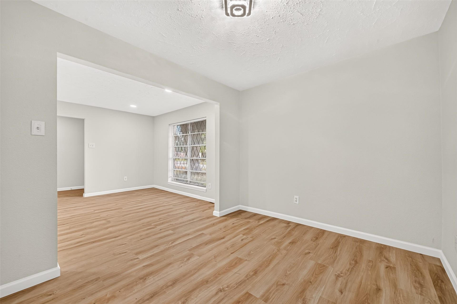 6914 Rockergate Drive, Missouri City, TX 77489 6914 Rockergate Drive, Missouri City, TX 77489