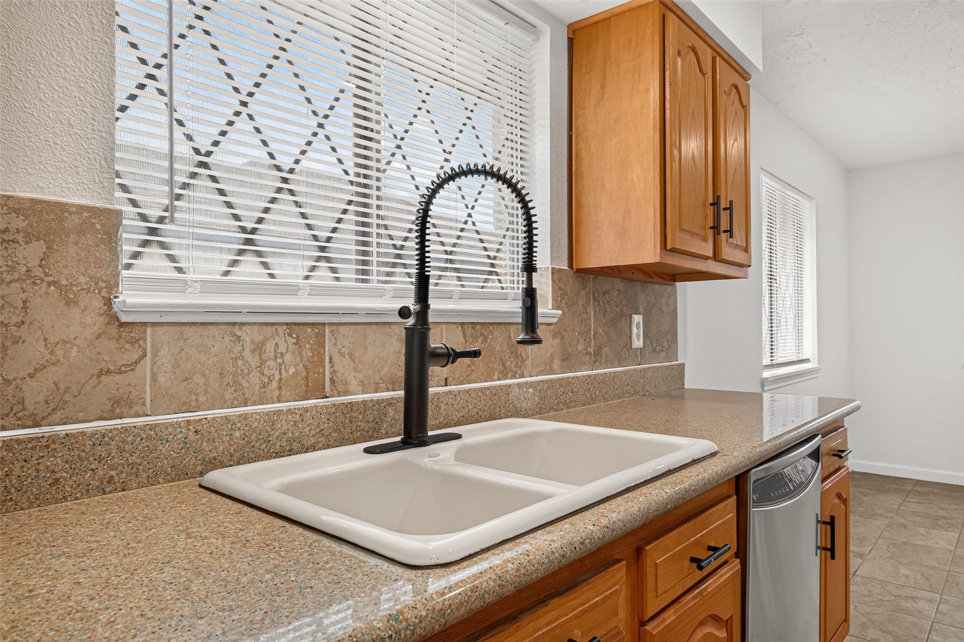 6914 Rockergate Drive, Missouri City, TX 77489 6914 Rockergate Drive, Missouri City, TX 77489