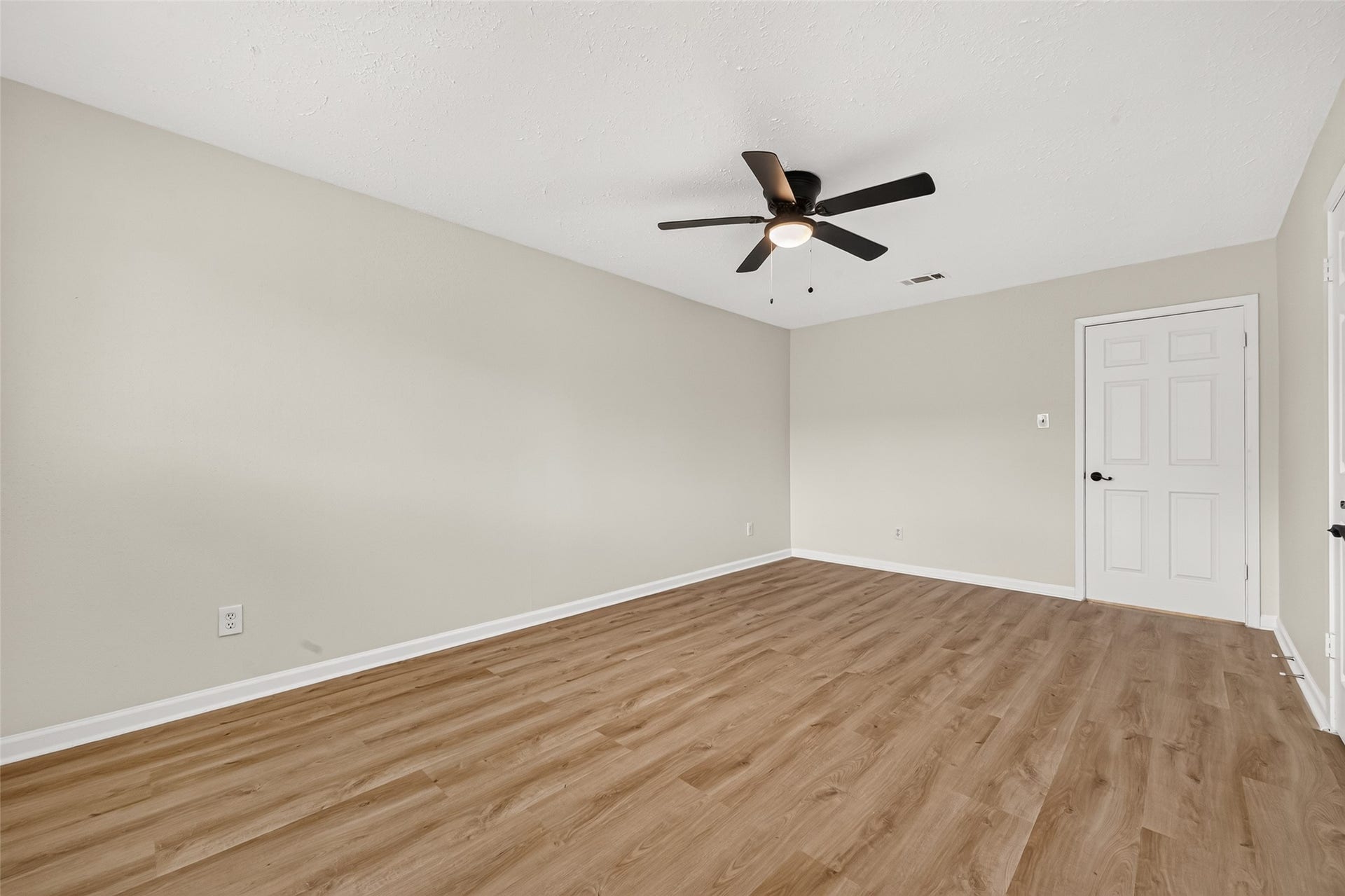 6914 Rockergate Drive, Missouri City, TX 77489 6914 Rockergate Drive, Missouri City, TX 77489